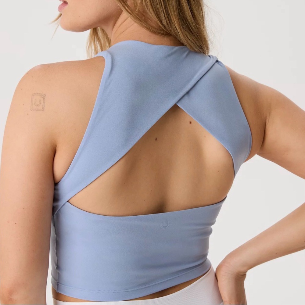 OFFLINE By Aerie Real Me Low Key Open Back Sports Bra Size M like New!